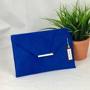Charming Taylor vibrant clutch
